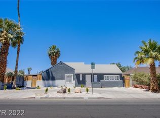 1305 E Oakey Blvd, Las Vegas, NV 89104