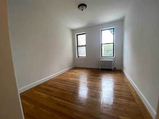 Rented by Urban Real Estate Property Group Inc | media 15