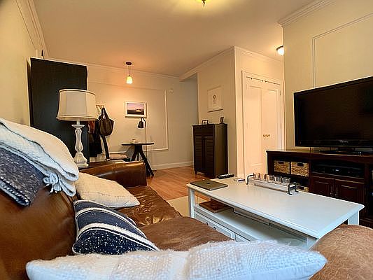 1st image of 85 Barrow St APT 5S