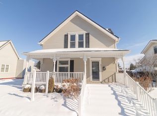 621 N State St, Greenfield, IN 46140