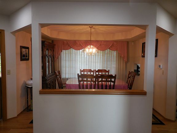 4th image of 11349 Quail Run Dr NW