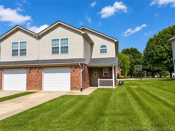 1504 St. Joe's Ct, Sellersburg, IN 47172