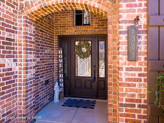 3rd image of 6301 Parkwood Pl