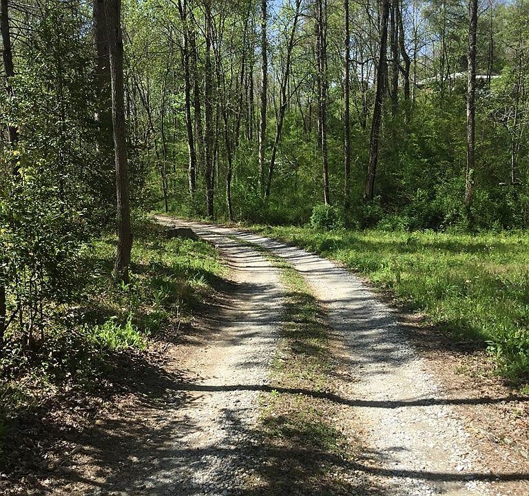 2nd image of 10 Oak Grove Rd