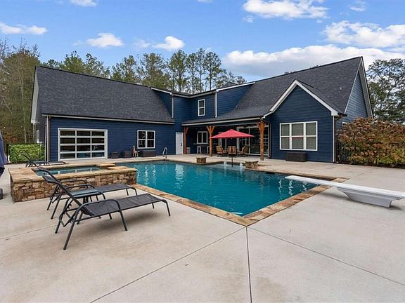 5th image of 1233 Whooping Creek Rd