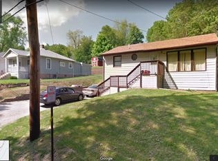 526 S Clinton St, Collinsville, IL 62234
