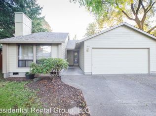 1674 NE 9th Ave, Hillsboro, OR