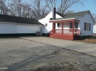 1361 E Broadway Ave, Norton Shores, MI
