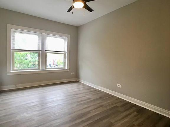 3rd image of 1101 W Granville Ave APT 2