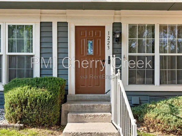 1223 S Idalia St, Aurora, CO 80017