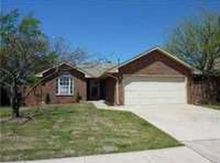 820 Peppertree Ct, Norman, OK 73071