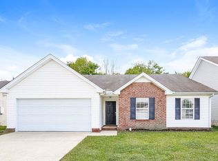 1318 Eastwoods Dr, Murfreesboro, TN 37130
