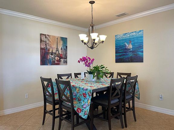 5th image of 10298 Barberry Ln