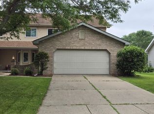 5695 Wilshire Dr, Madison, WI 53711