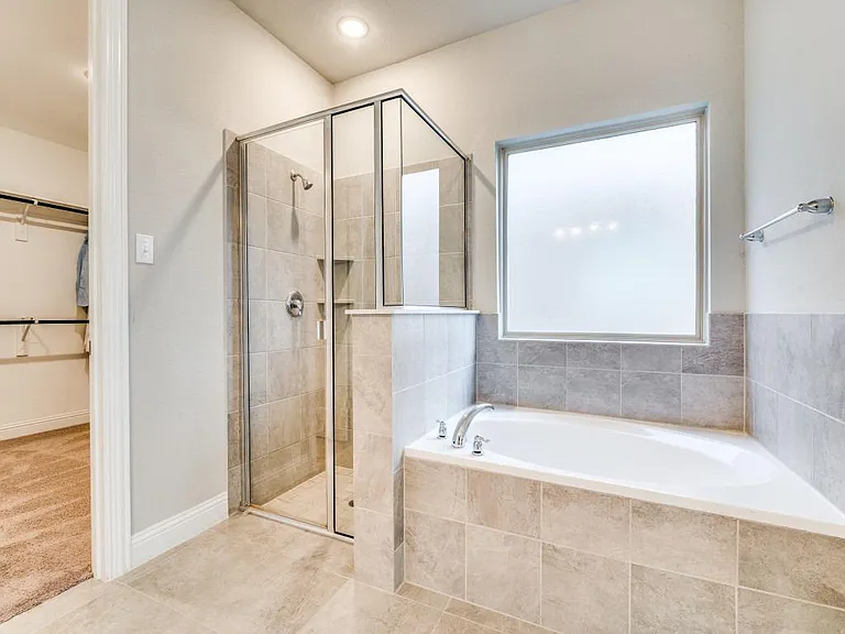 2156 Bailey St — Photo 17