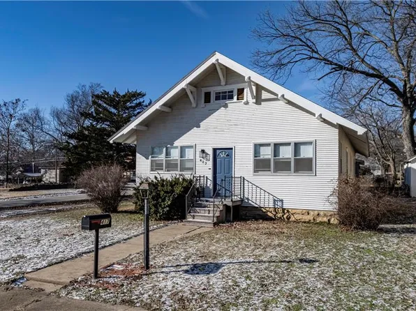 417 S 11th St, Independence, KS 67301