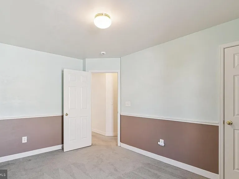 7821 Outing Ave #A — Photo 15