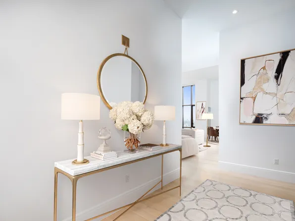 215 East 19th Street image 6 of 15