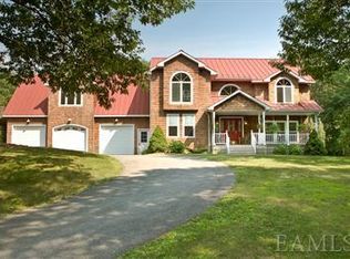 58 Downing Rd, Pleasant Valley, NY 12569