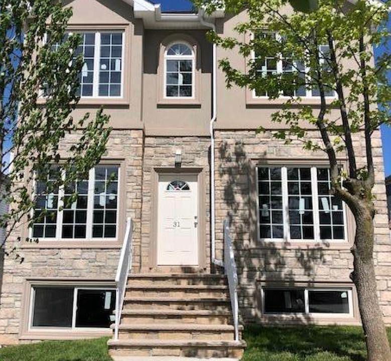1st image of 31 Hillcrest Ave #2