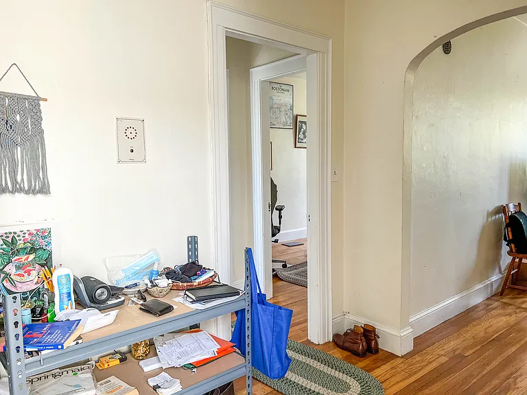27 Lanark Rd #4 — Photo 5