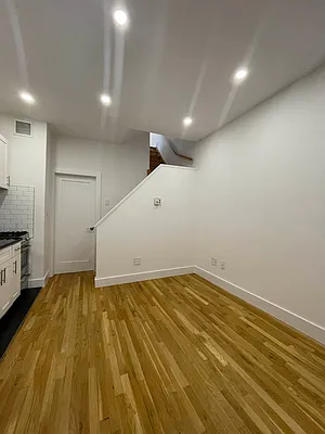 Rented by Compass | media 27