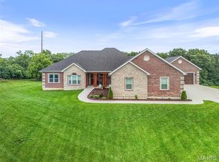 3149 Stonebridge Pl, Festus, MO 63028