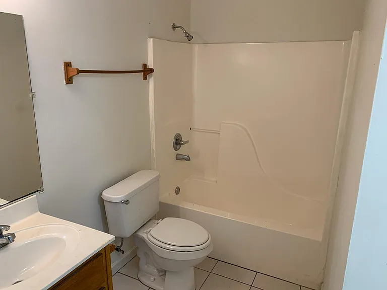 1541 Kathleen Dr — Photo 9