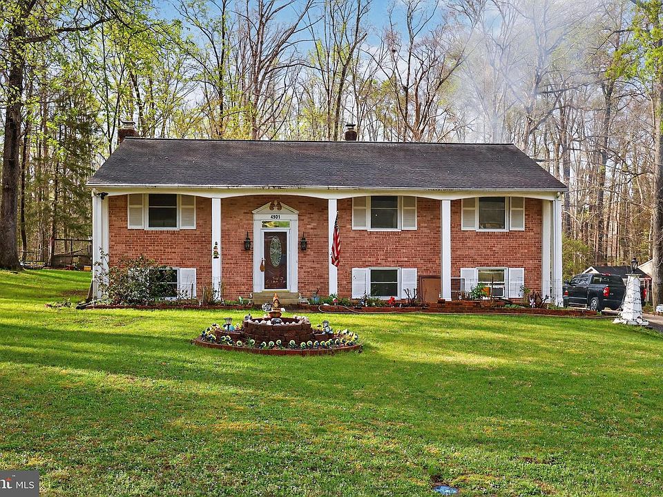 1st image of 4901 Lair Dr