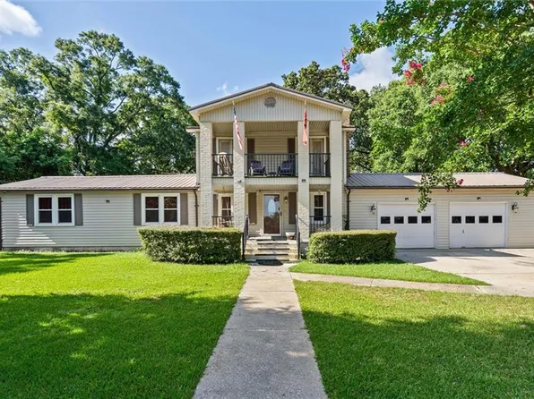 8581 Gray Dr, Irvington, AL 36544
