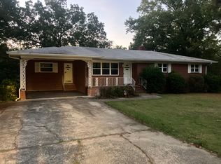 1021 N Mineral Springs Rd, Durham, NC 27703