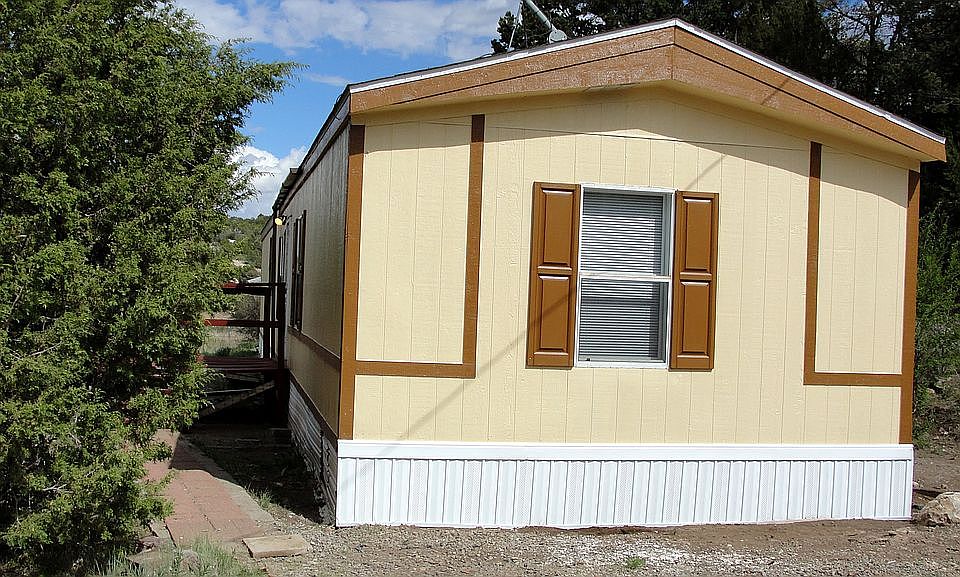 1st image of 6 Marigold Ln N