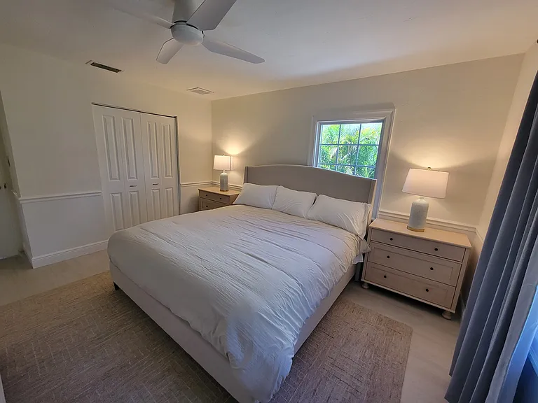323 Madison Dr — Photo 10
