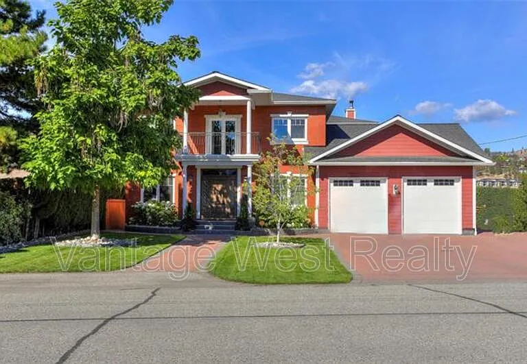 1556 Pritchard Dr — Photo 1