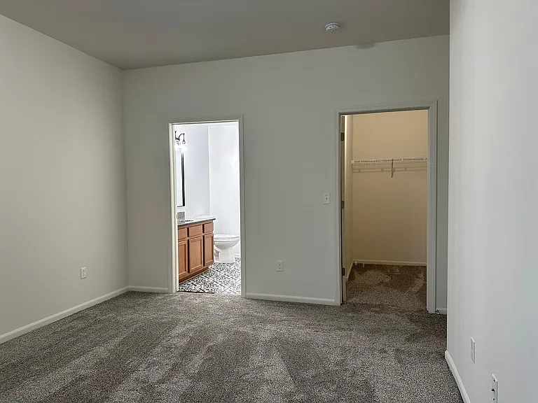 28289 S Pointe Ln — Photo 18