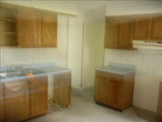 4th image of 1148 Helmen Dr