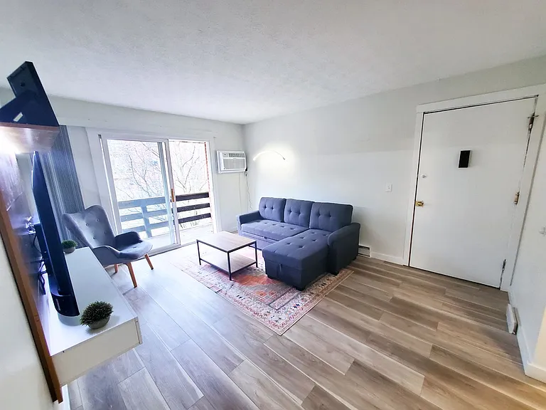 Newly Renovated 1 & 2 Bedroom Apartments in Canton, OH — Photo 5
