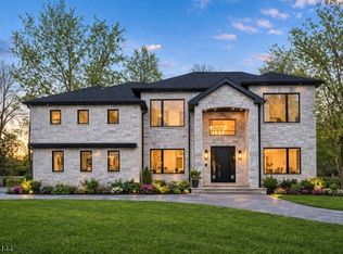 39 Billingsley Dr, Livingston Twp., NJ 07039