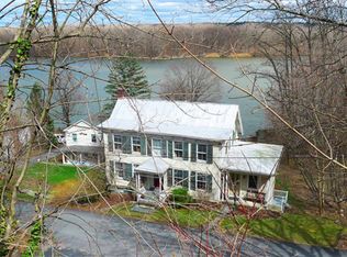 32 Mill St, New Baltimore, NY 12124