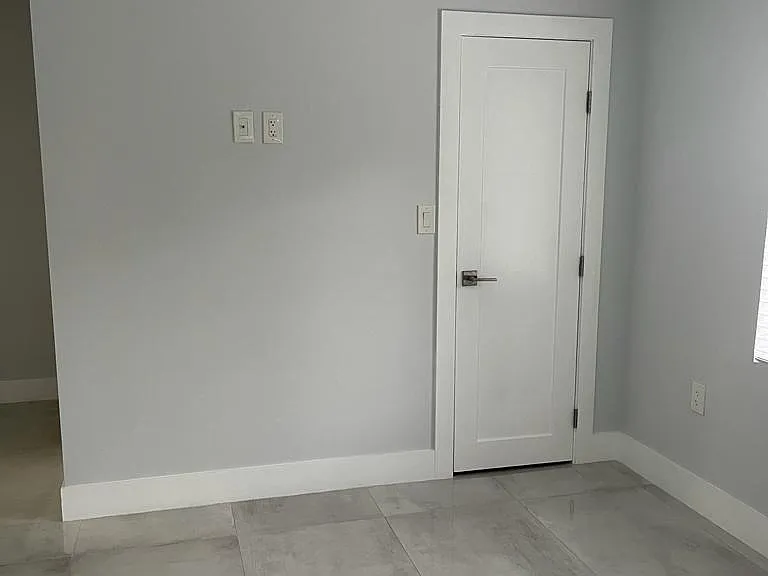 400 NW 48th St — Photo 10
