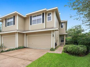 344 Capella Oaks Ln, Dickinson, TX 77539