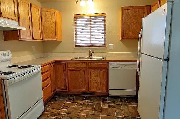 2nd image of 1605 12th St APT 1
