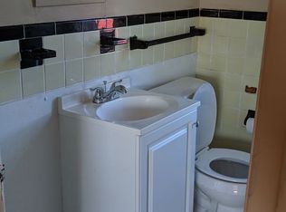 17507 Meyers Rd, Detroit, MI 48235