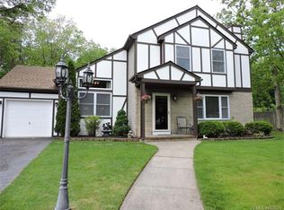 33 Tara Ln, Barnegat, NJ 08005