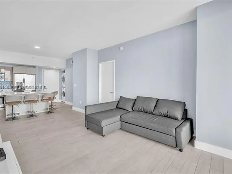 2602 E Halladale Cu #T3105 — Photo 8