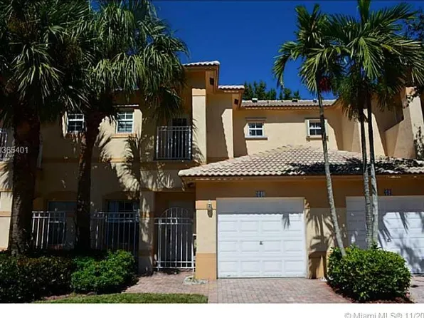 661 NW 170th Ter, Pembroke Pines, FL 33028