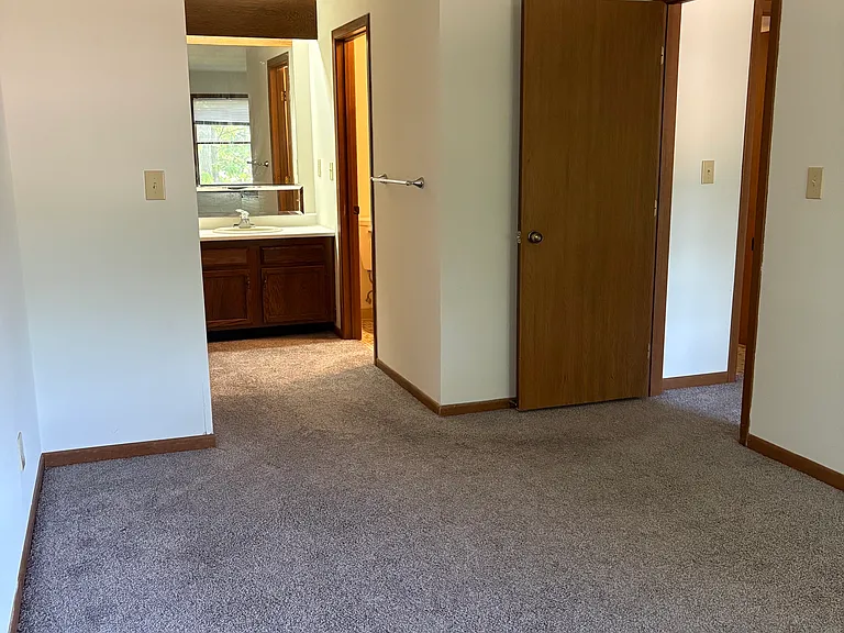 5001 Whisper Rdg #1 — Photo 4