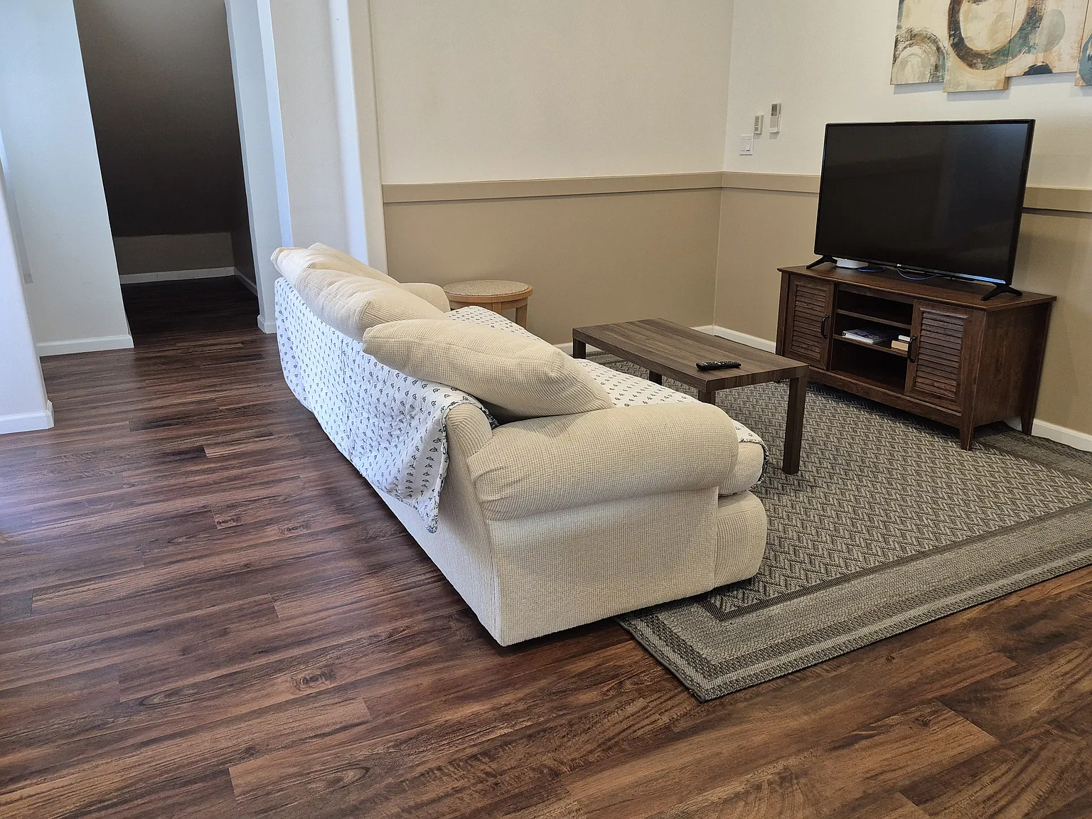 2 bed, 860 sqft, $3,500 — Photo 3