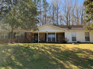634 Sweethome Rd, Grenada, MS 38901