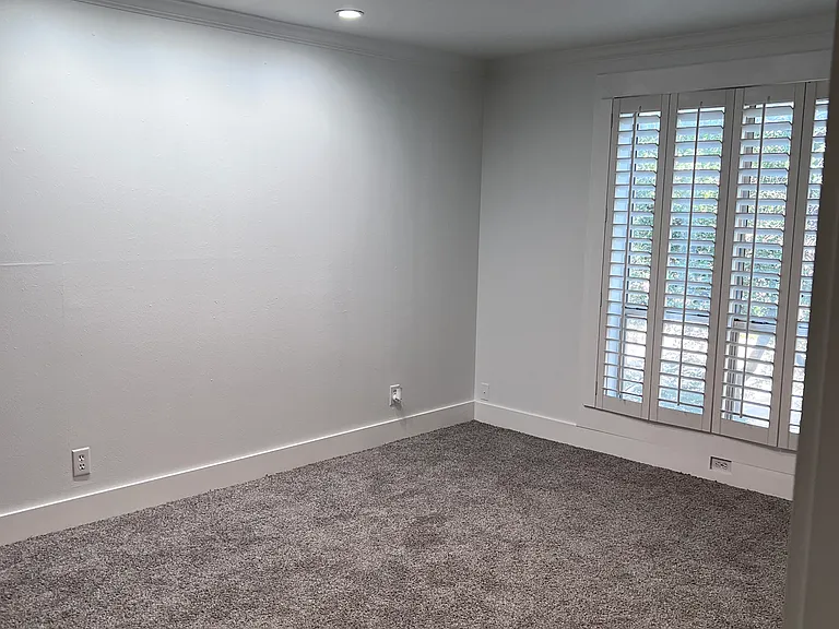 4837 Cedar Springs Rd #212 — Photo 19